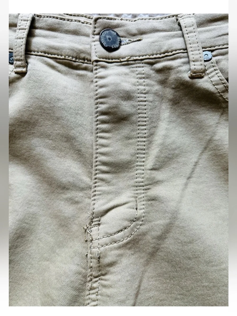Articles OF Society Men’s 34x30 Baggy Fit Denim British Khaki Jeans